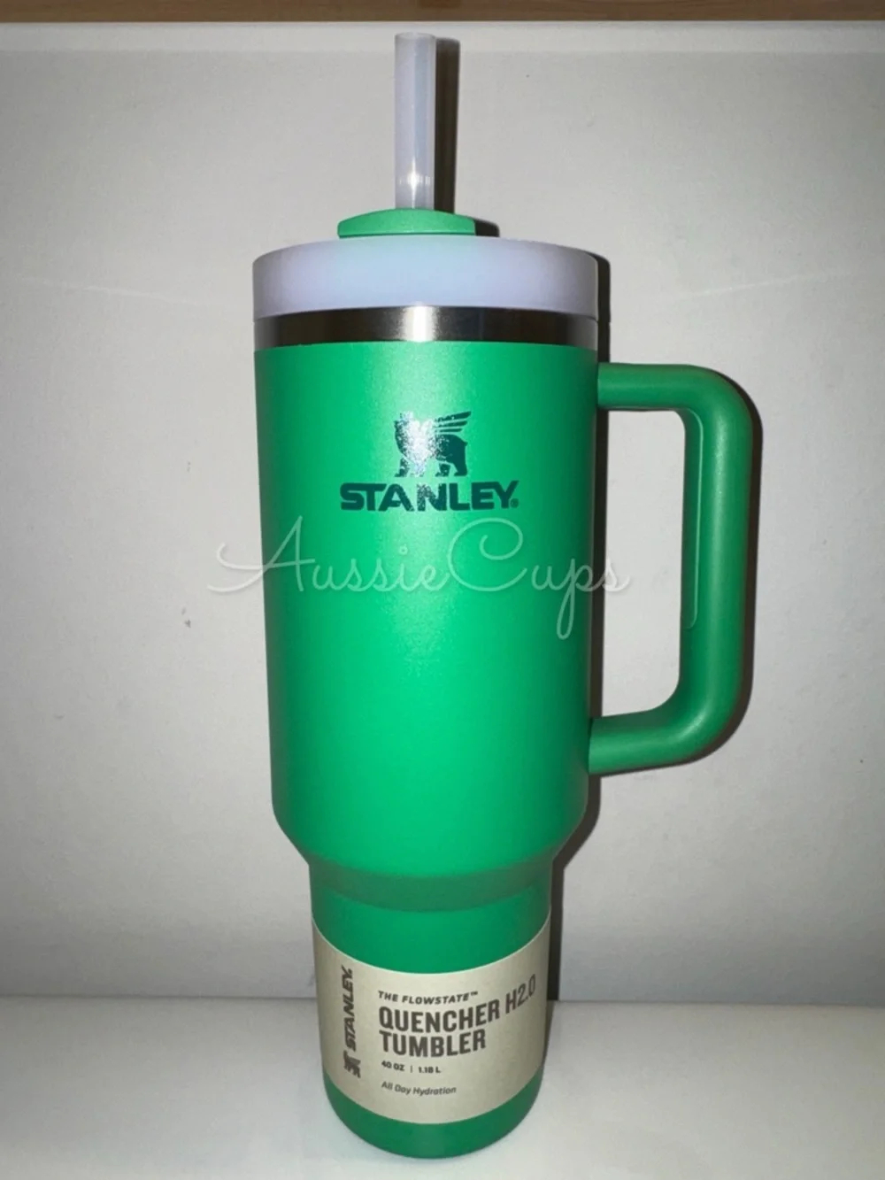 Stanley Meadow 40 oz Quencher H2.0 Tumbler in Bright Green w/ Lid & Straw - Picture 1 of 9